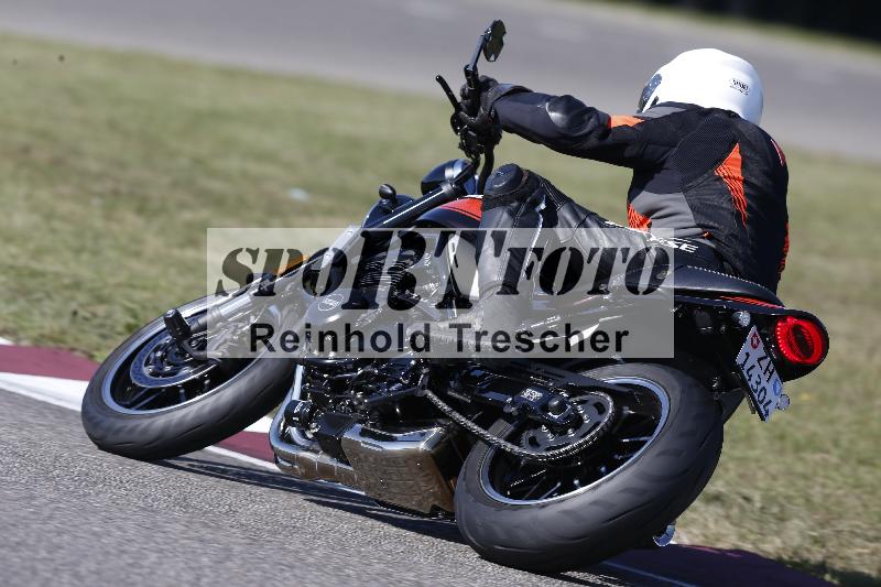 Archiv-2025/49 26.08.2025 Cornu Master School ADR/blau-bleu/61